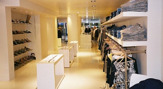 Несколько важных действий при открытии магазина одежды